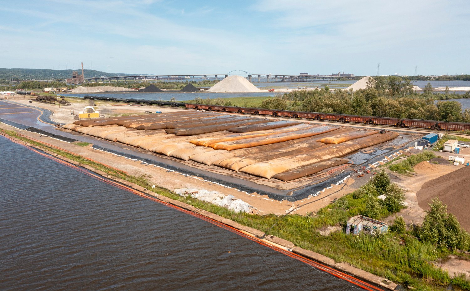 Munger-Landing-Remediation-dredging-duluth-mn (10)